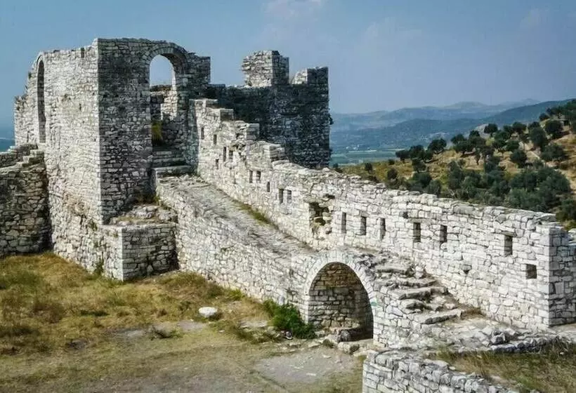 هتل Heraklis