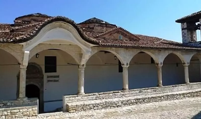 هتل Heraklis