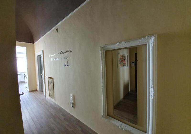 هاستل Cconforthotels Host Bari Centrale Self Check In