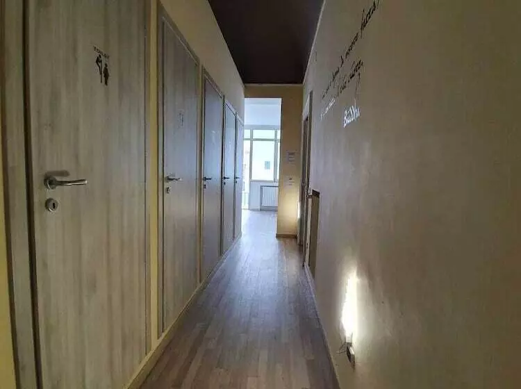 هاستل Cconforthotels Host Bari Centrale
