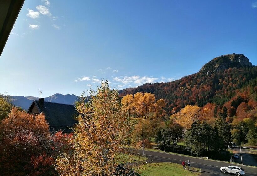 Отель Les Mouflons