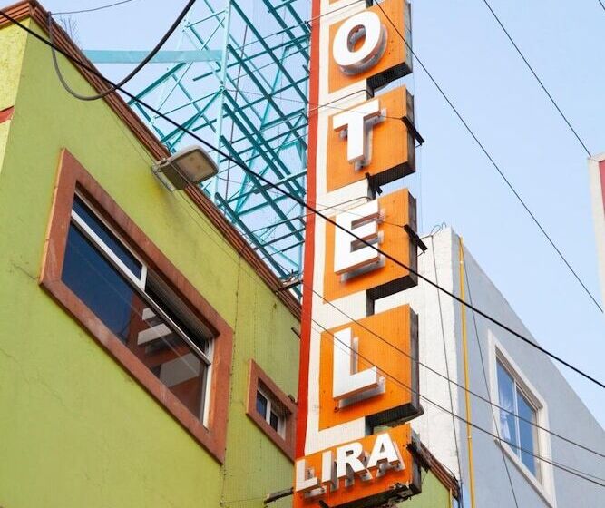 فندق Lira Solo Adultos