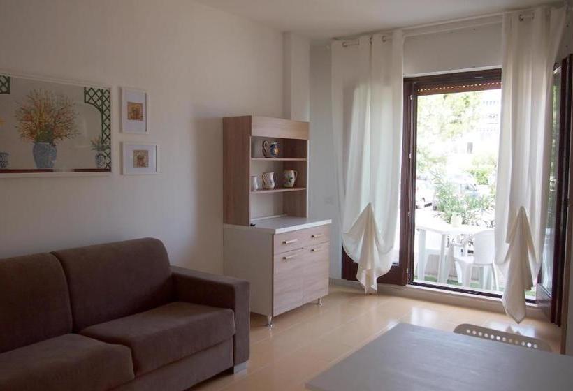 Le Rose Beach & Suites Appartamenti Fronte Mare A Villarosa