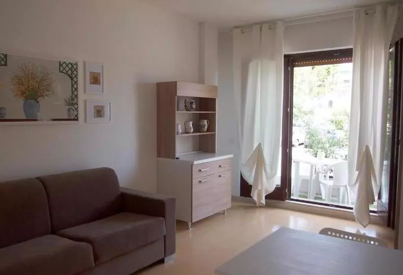 Le Rose Beach & Suites Appartamenti Fronte Mare A Villarosa