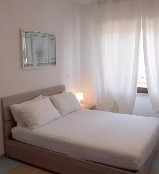 Le Rose Beach & Suites Appartamenti Fronte Mare A Villarosa