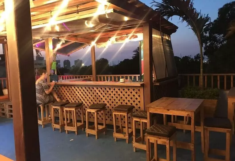 Bike And Dive Hostel