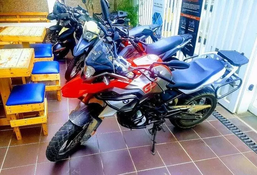 Bike And Dive Hostel