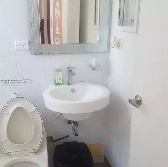 Bike And Dive Hostel