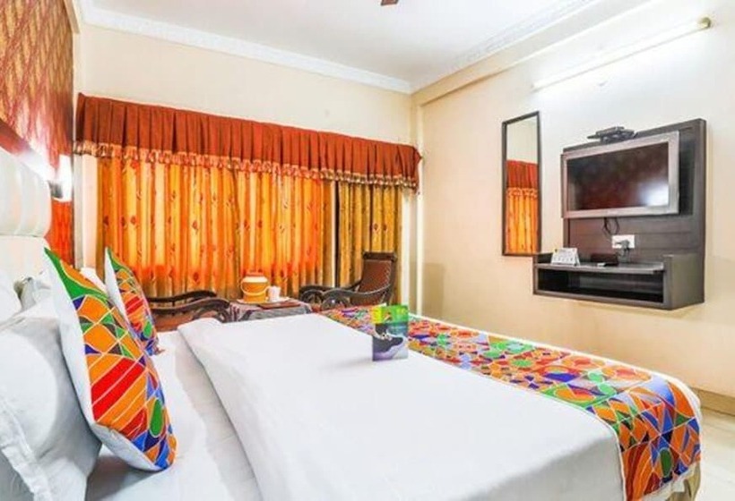 Fabhotel Pramila Inn