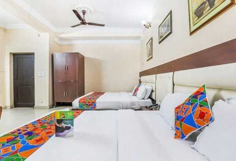 Fabhotel Pramila Inn