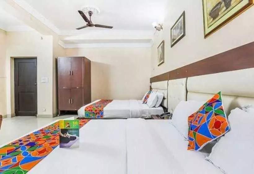 Fabhotel Pramila Inn