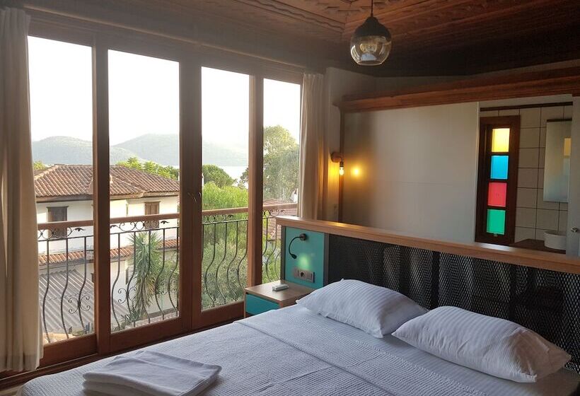 Hotel Room Kite Mansion