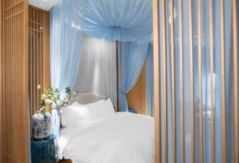 Guilin Gangshe Hotel East&west Alley