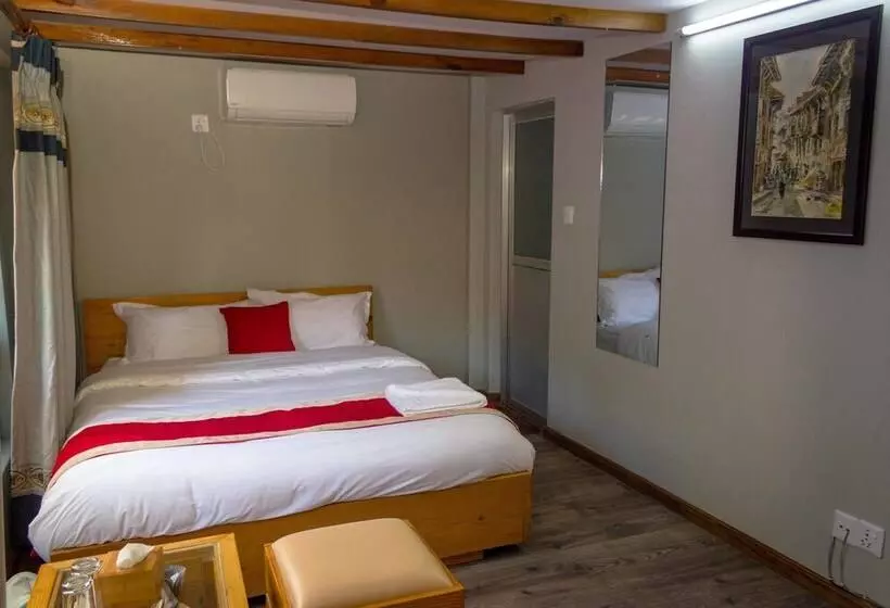 هتل Inn Sangrahalaya