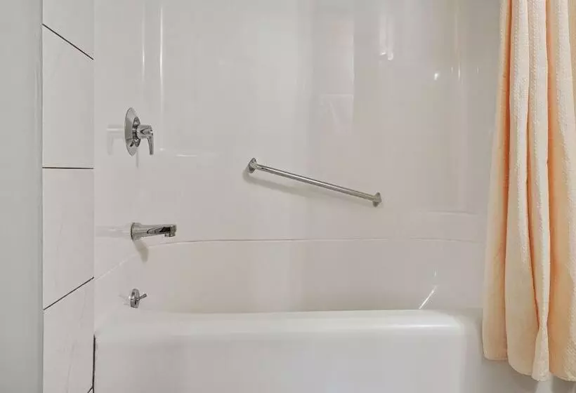 モーテル Bethel   Fort Macleod, Ab