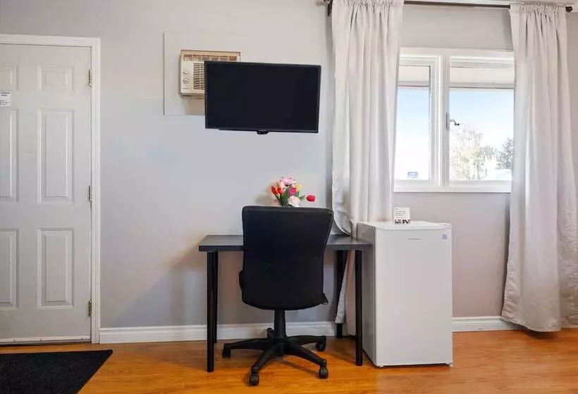 モーテル Bethel   Fort Macleod, Ab