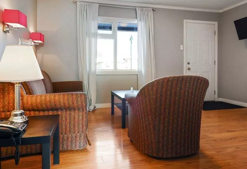 モーテル Bethel   Fort Macleod, Ab