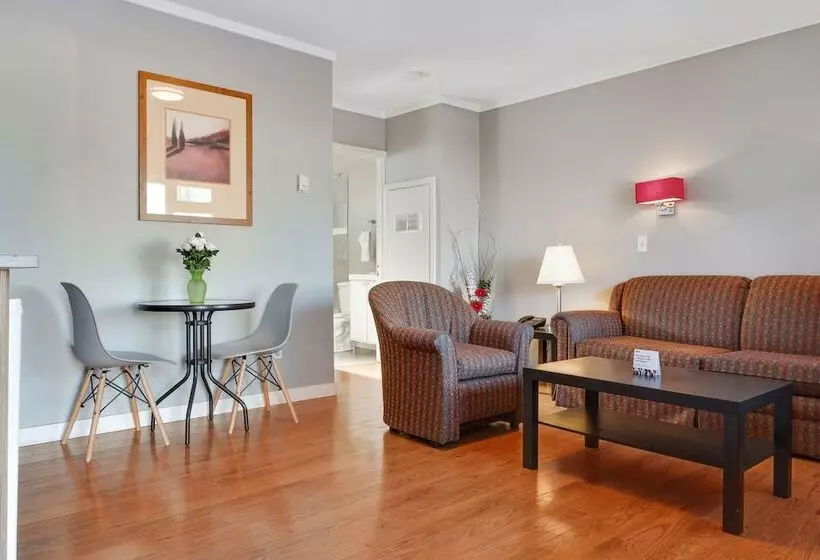 モーテル Bethel   Fort Macleod, Ab