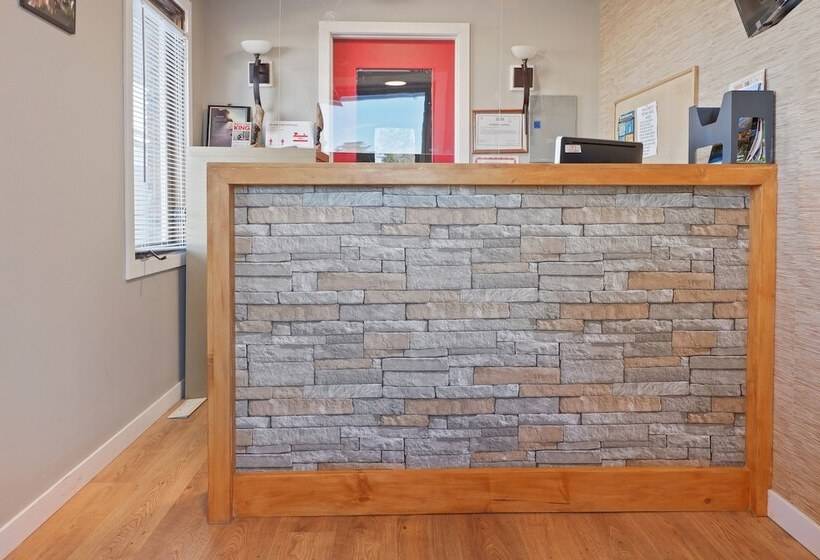 Мотель Bethel   Fort Macleod, Ab