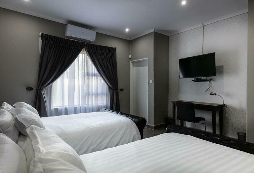 پانسیون Gemstone Suites