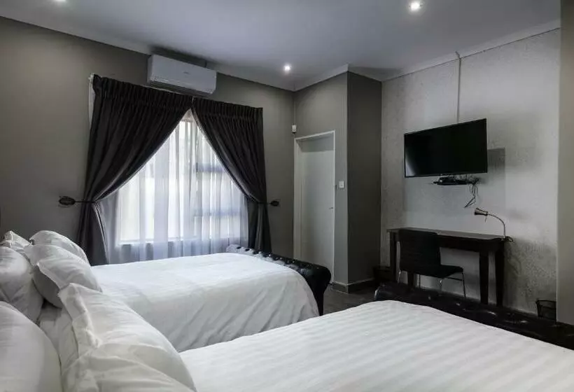 پانسیون Gemstone Suites