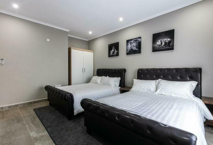 پانسیون Gemstone Suites