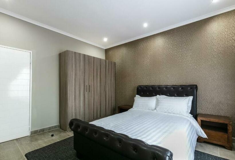 پانسیون Gemstone Suites