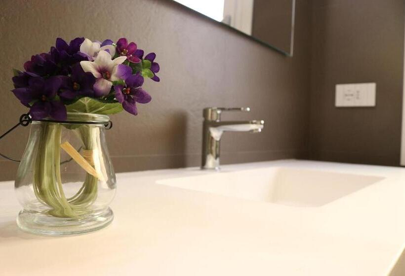 צימר The Sisters