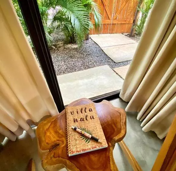 Aamiaismajoitus (B&B) Villas Kalei