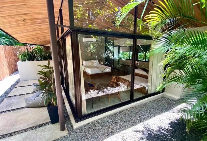 Aamiaismajoitus (B&B) Villas Kalei