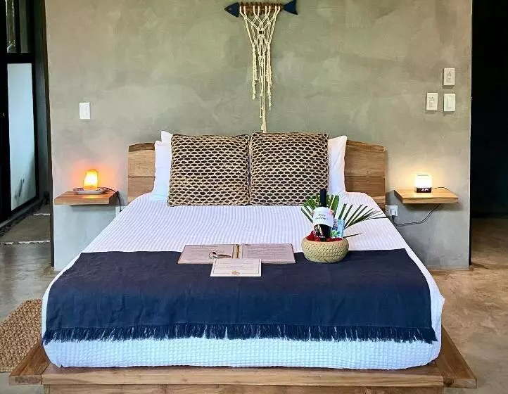 Aamiaismajoitus (B&B) Villas Kalei