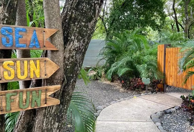 Aamiaismajoitus (B&B) Villas Kalei