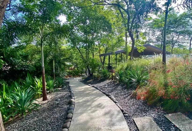 Aamiaismajoitus (B&B) Villas Kalei