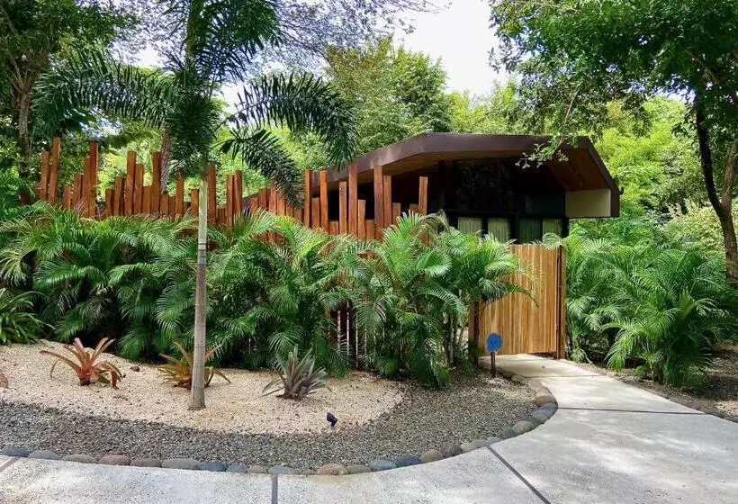 Aamiaismajoitus (B&B) Villas Kalei