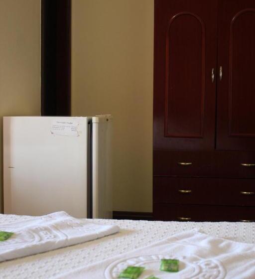 فندق Plaza Ferreira