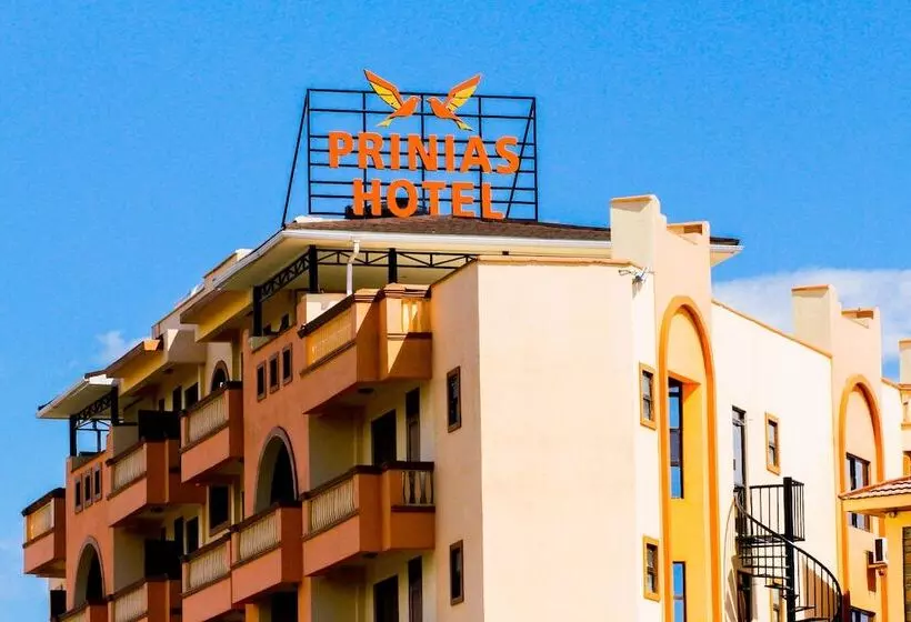 Hotel Prinias