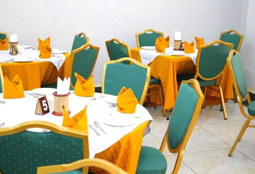 Hotel Prinias