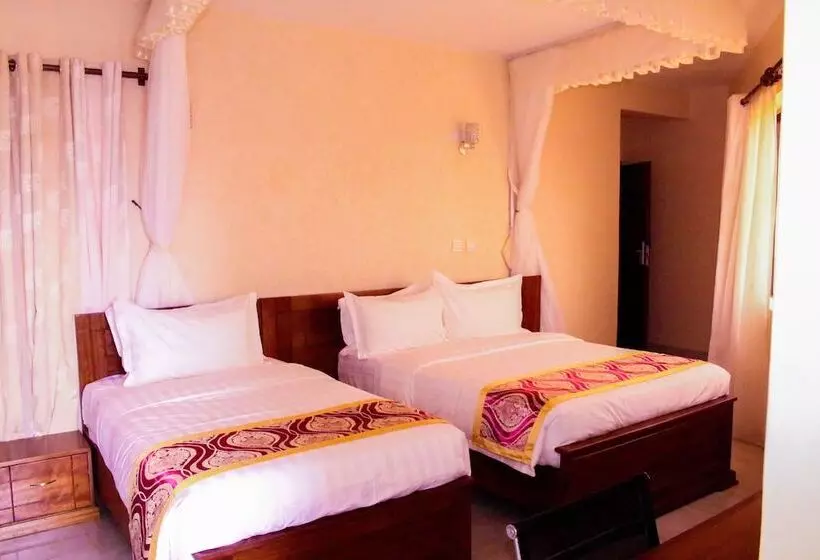 Hotel Prinias
