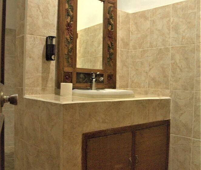 Pensió Mangga Bungalow