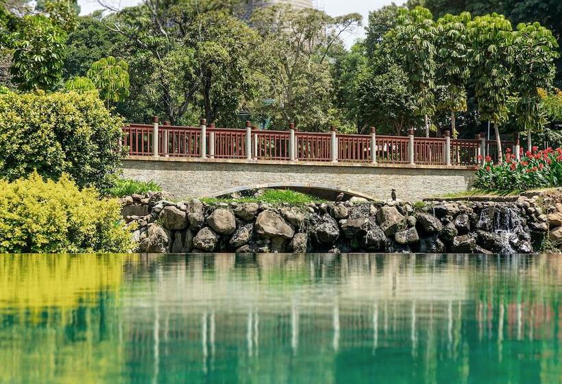 Отель Gran Melia Arusha