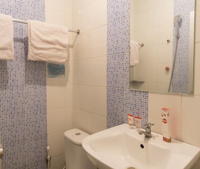 Capital O 615 Residence Puri Hotel Syariah