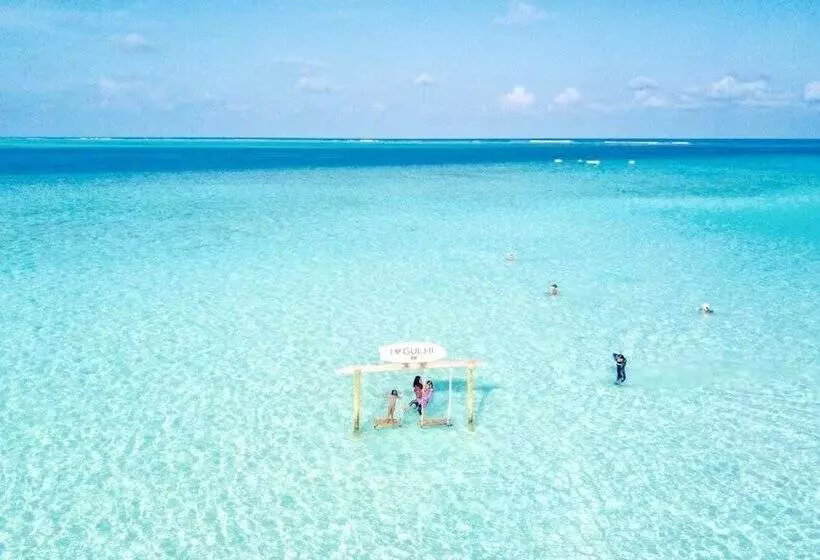 تختخواب و صبحانه Island Side Gulhi