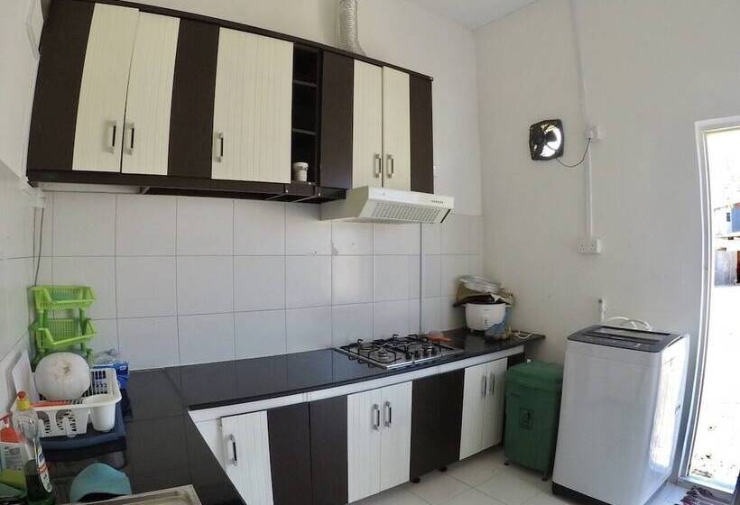 تختخواب و صبحانه Island Side Gulhi