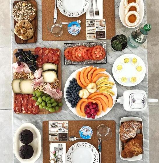 Nocleg ze śniadaniem Le Suite