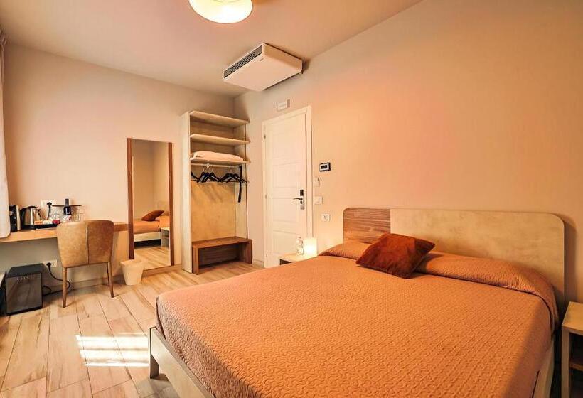 Nocleg ze śniadaniem Le Suite