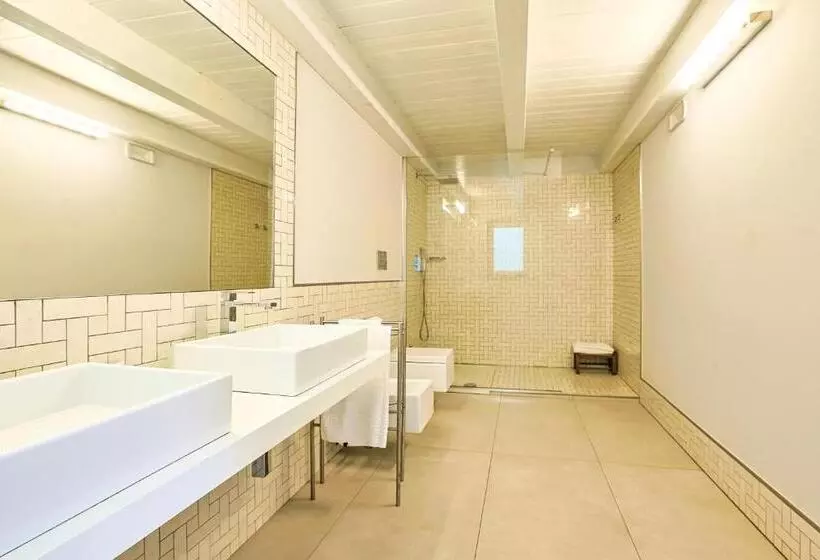 ベッドアンドブレックファースト Le Suite