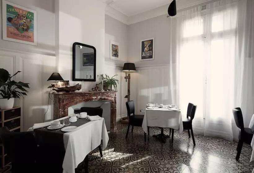 Aamiaismajoitus (B&B) La Domitia   Maison D Hôtes, Spa & Massages