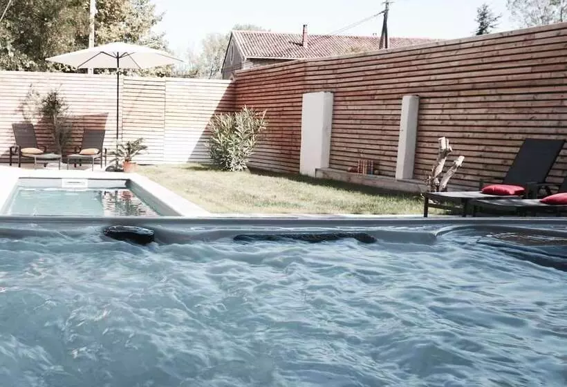 Aamiaismajoitus (B&B) La Domitia   Maison D Hôtes, Spa & Massages