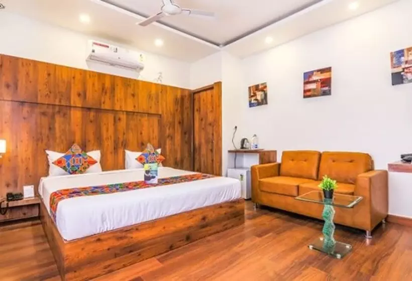 Fabhotel Vista Suites