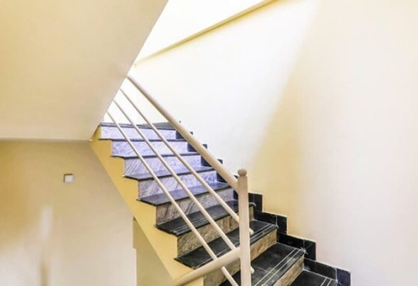 Fabhotel Vista Suites